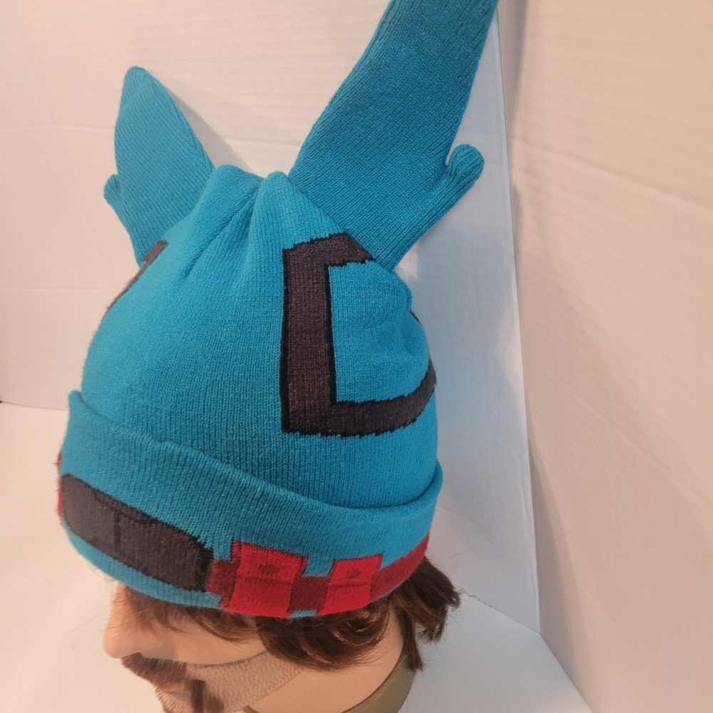 Beanie - Picture 5 of 6